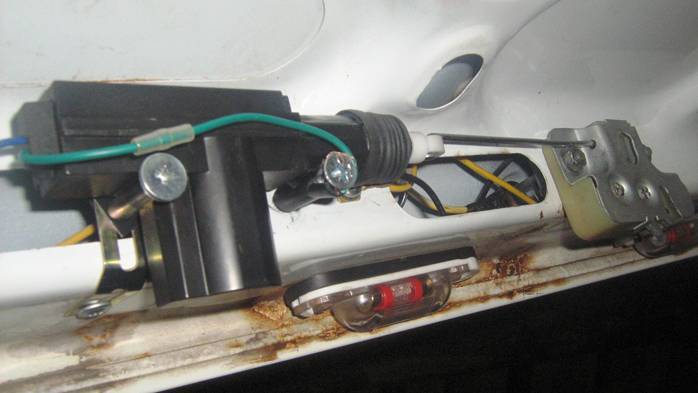 Электрический привод багажника: установка своими руками - статьи