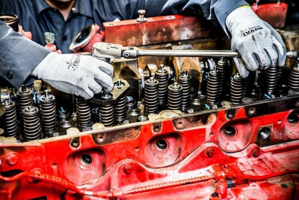 Капитальный ремонт двигателя: что включает, запчасти и когда нужен