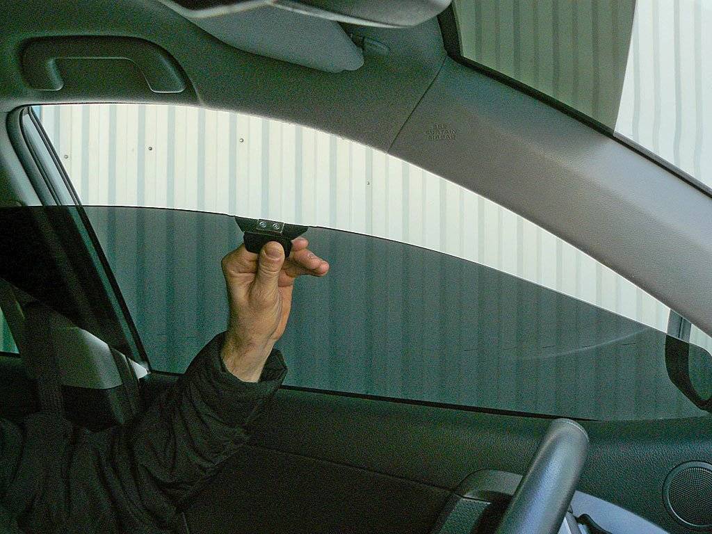 Самостоятельная тонировка автомобиля в домашних условиях своими руками без фена: инструкция