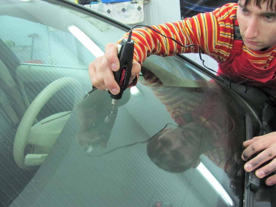 Ремонт лобового стекла автомобиля: 7 этапов устранения сколов и трещин | auto-gl.ru