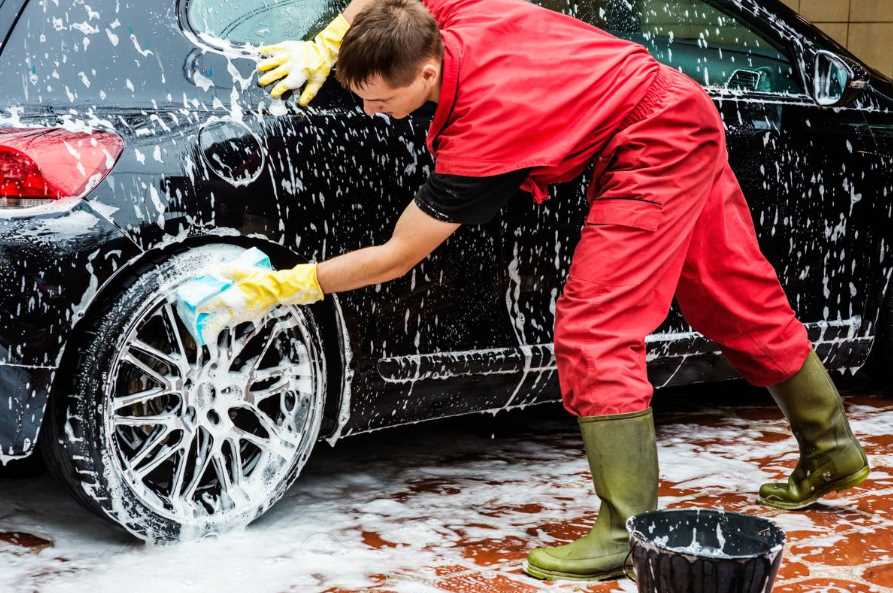 Как помыть автомобиль без воды — что такое сухая мойка?