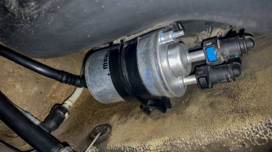 Замена топливного фильтра на volkswagen polo sedan (инструкция)