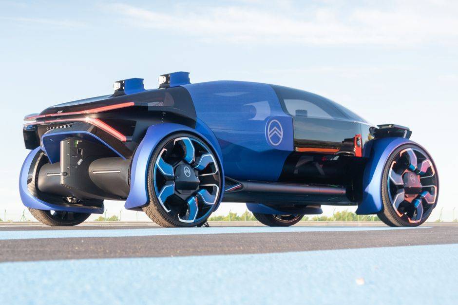 Citroen представил автомобиль будущего – Concept 19_19