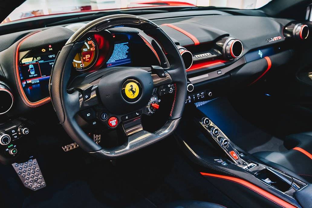 Ferrari 812 gts в онлайн-шоуруме ferrari