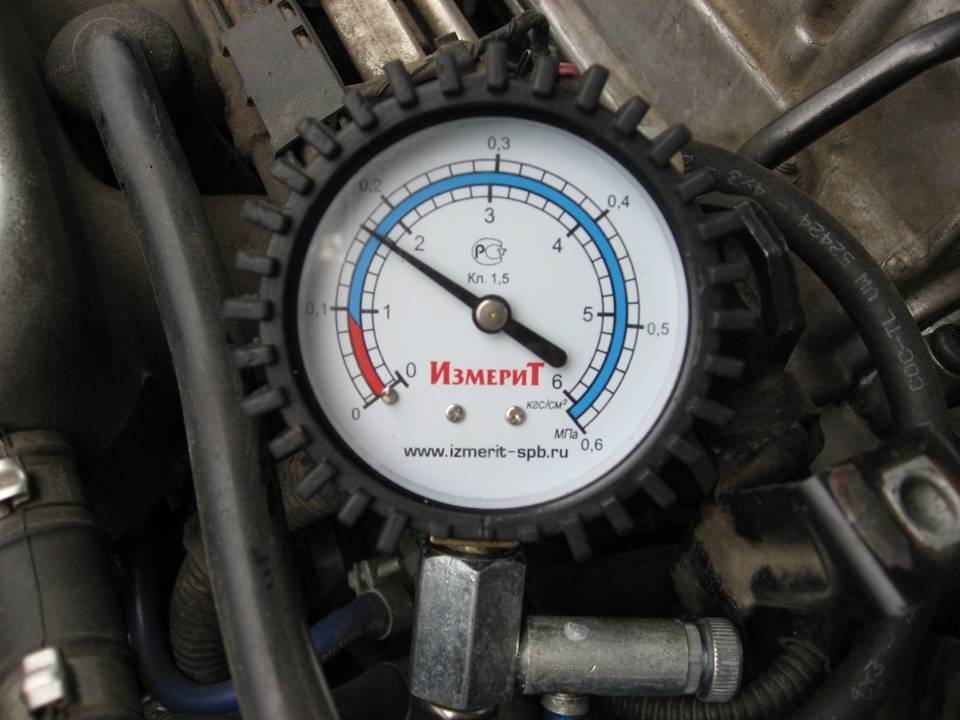 Как проверить давление масла в двигателе: чем и как померить масло?