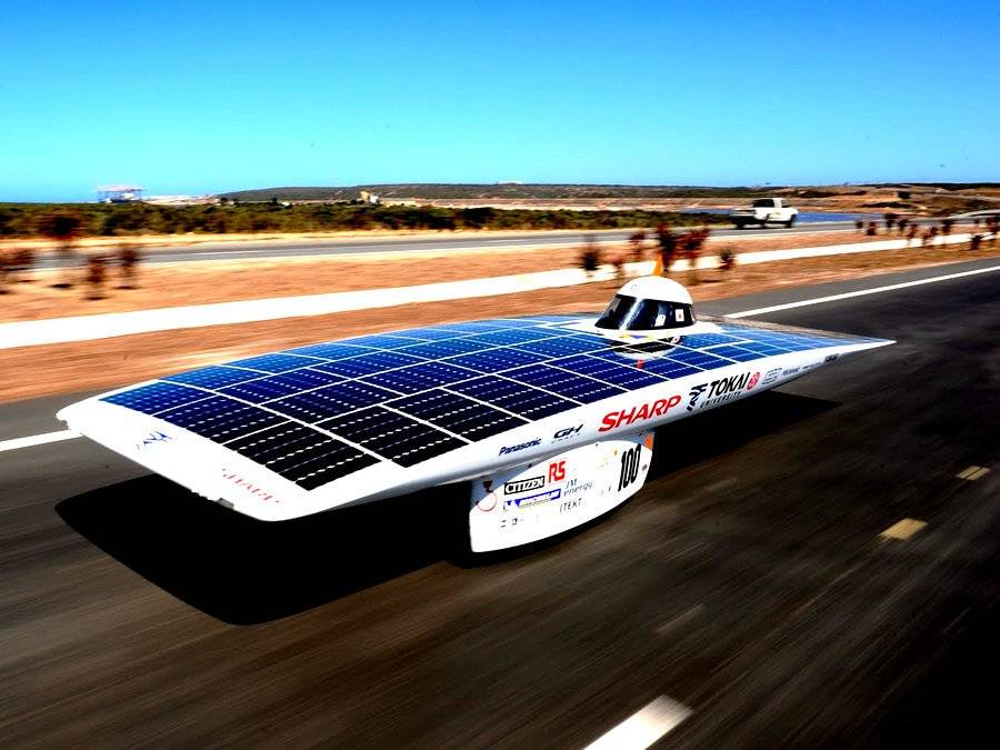 Автомобиль на солнечных батареях: устремленность в будущее