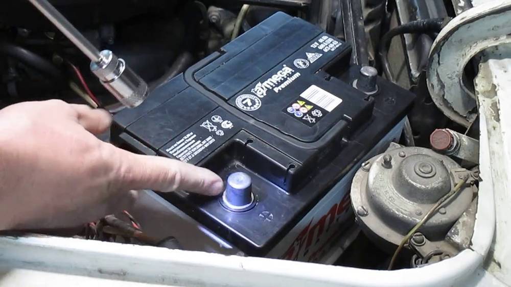 Причины окисления клемм автомобильного аккумулятора и способы их восстановления | auto-gl.ru