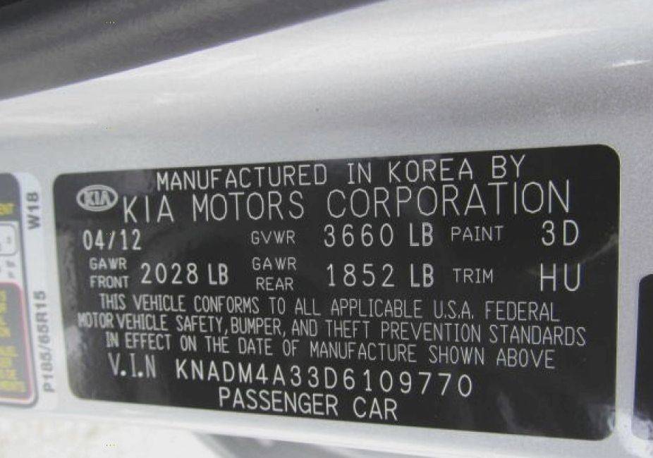 Vin рио. Kia Sportage 2013 VIN на кузове. Код краски на автомобиль Киа Соренто 2013 года. Маркировочная табличка Kia Ceed. Киа Спортейдж 2010 года вин код.