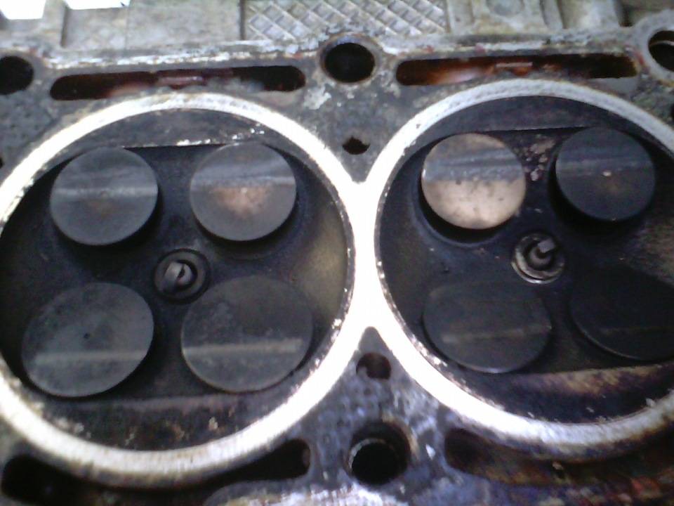 На каких двигателях ВАЗ-2112 гнёт клапана : 8 и 16 клапаннники