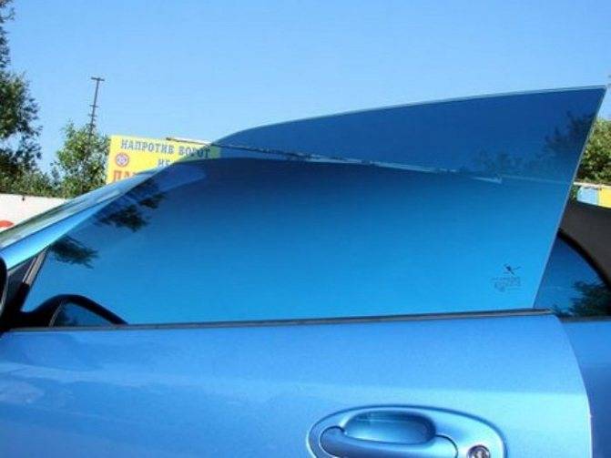 Тонировка стекол автомобиля - как затонировать переднее (лобовое), боковые и заднее автостекло своими руками | dorpex.ru