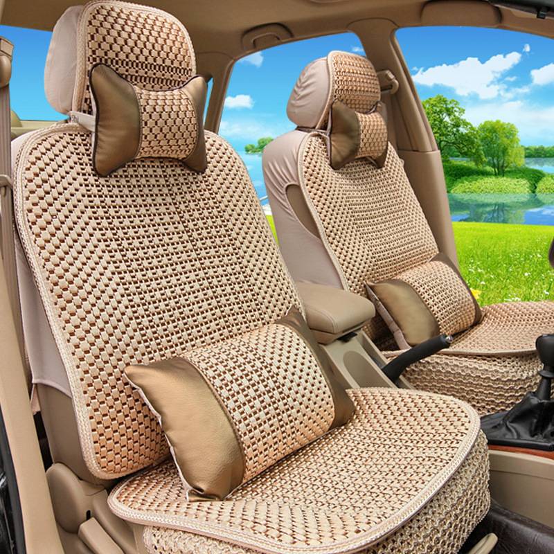 Накидки на сиденья автомобиля: разновидности чехлов на кресло авто и их выбор