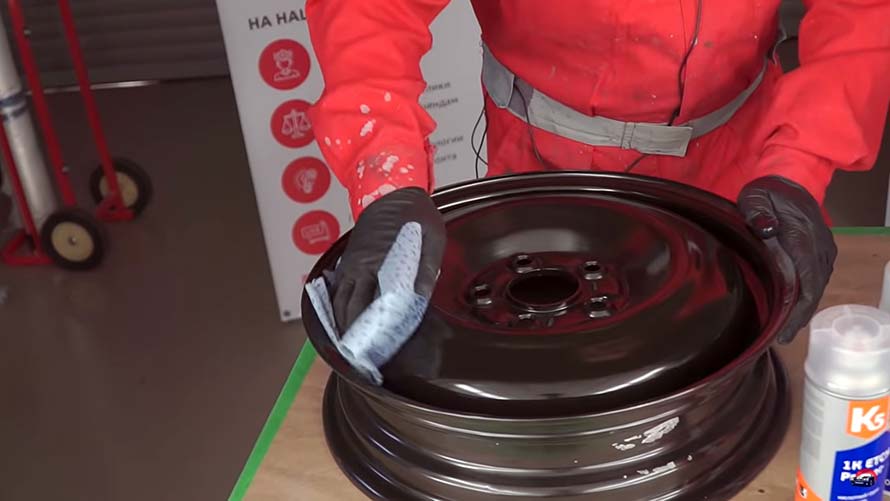 Покрасить стальные диски. покраска штампованных дисков своими руками: описание процедуры и особенности