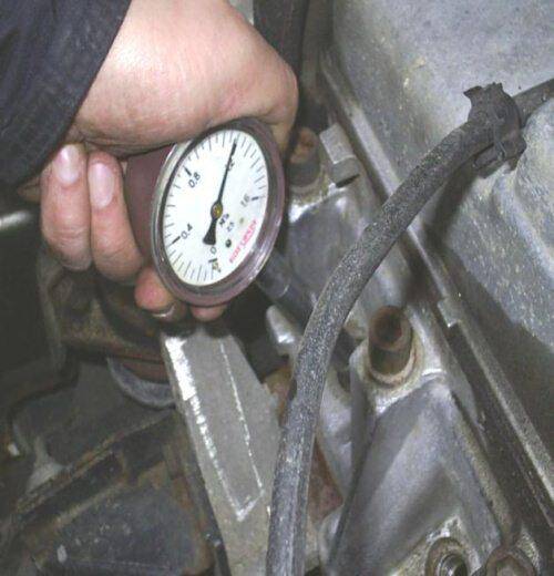 Какой должна быть компрессия в двигателе автомобиля. норма и как измерить компрессию
