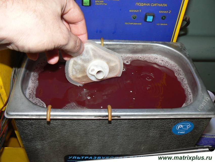 Как открутить фильтр для воды: в какую сторону отвинчивать, особенности демонтажа у различных видов систем очистки