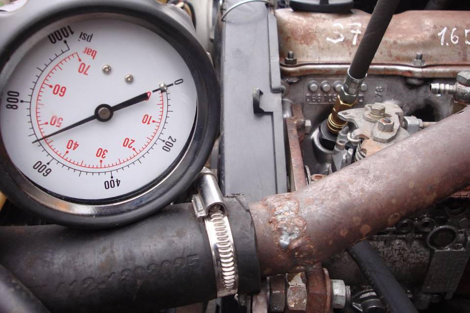 Как измерить компрессию бензинового и дизельного двс