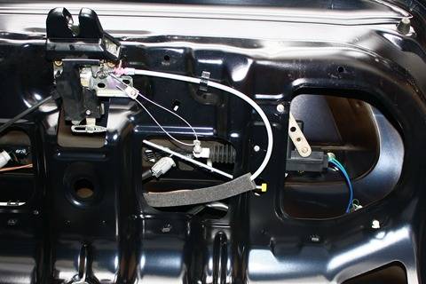 Электропривод багажника, как установить своими руками. установка электропривода багажника. как самостоятельно установить электропривод багажного отделения?