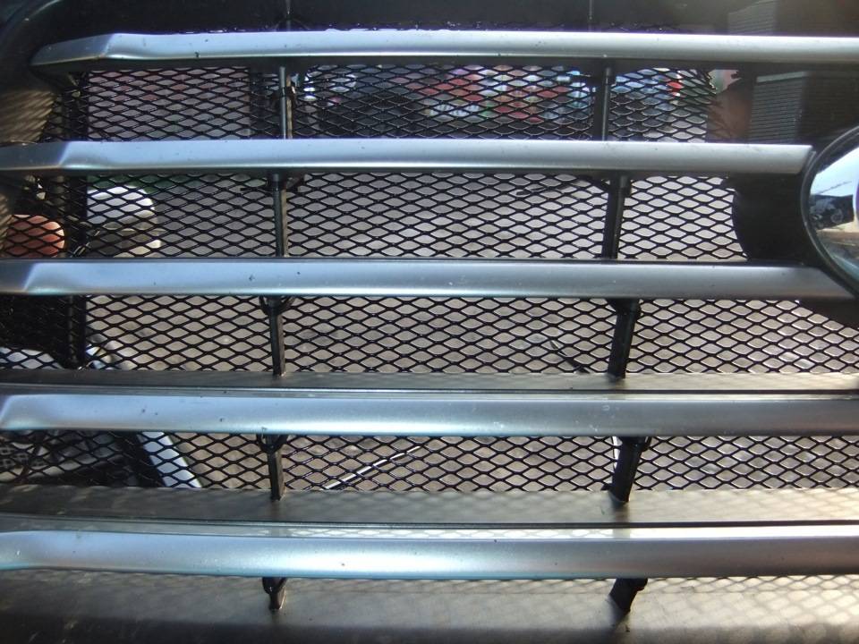 Выбор сетки для дополнительной защиты радиатора автомобиля