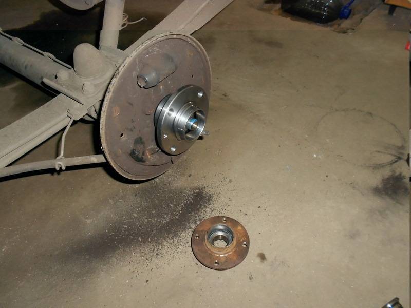 Снятие и установка подшипника ступицы заднего колеса рено логан