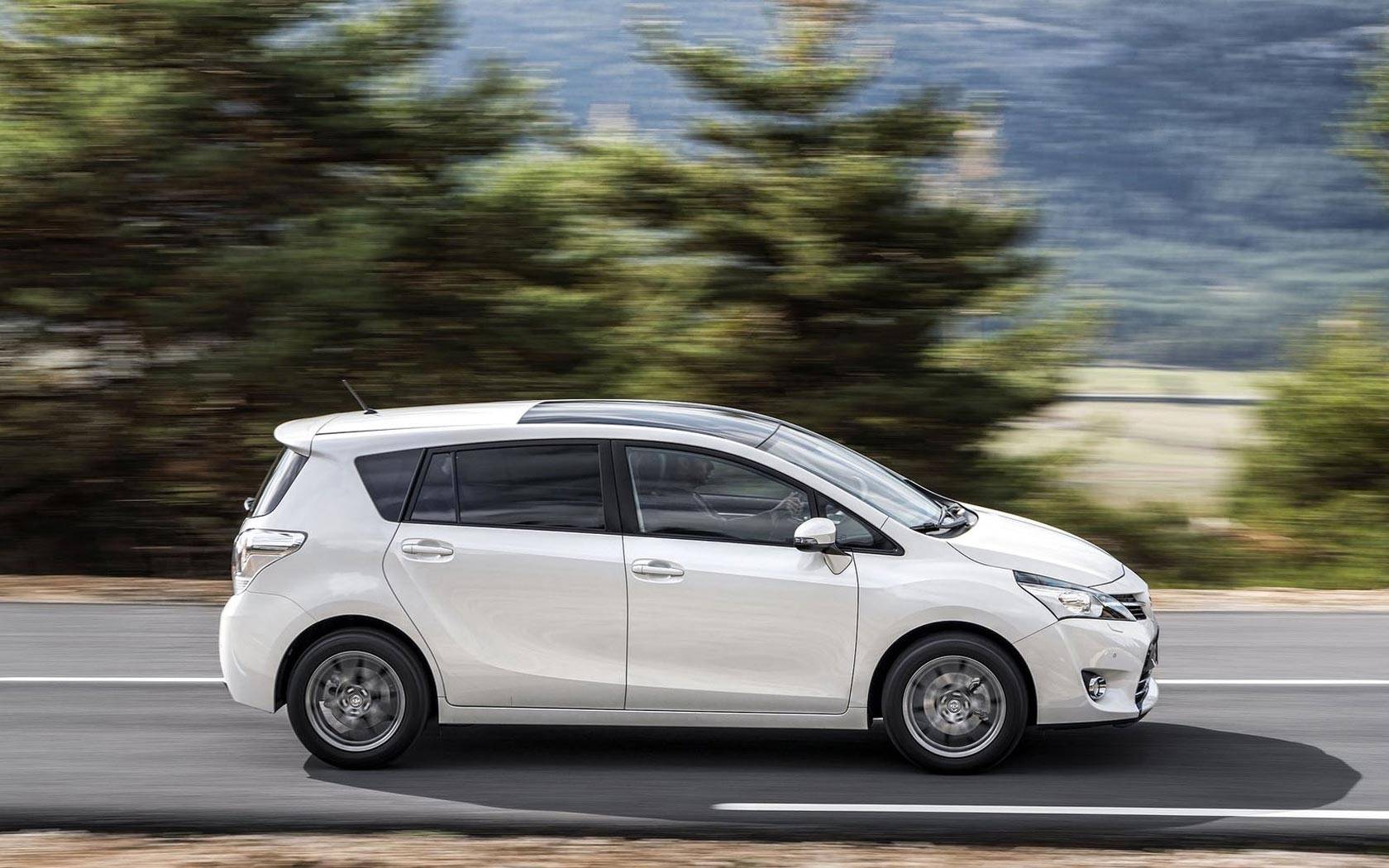 Toyota verso 1.6, 1.8, 2.0 реальные отзывы о расходе топлива: бензина и дизеля на механике и вариаторе