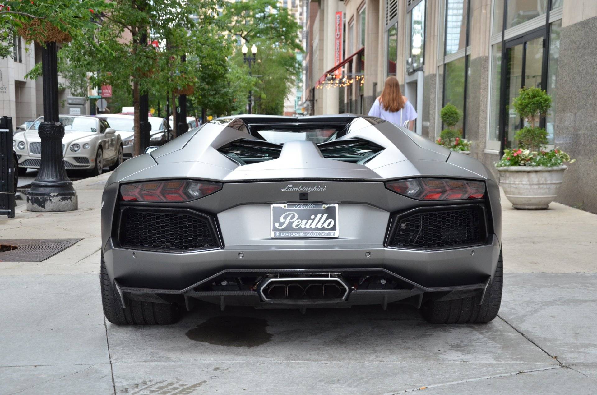 Lamborghini aventador – живая легенда мира суперкаров