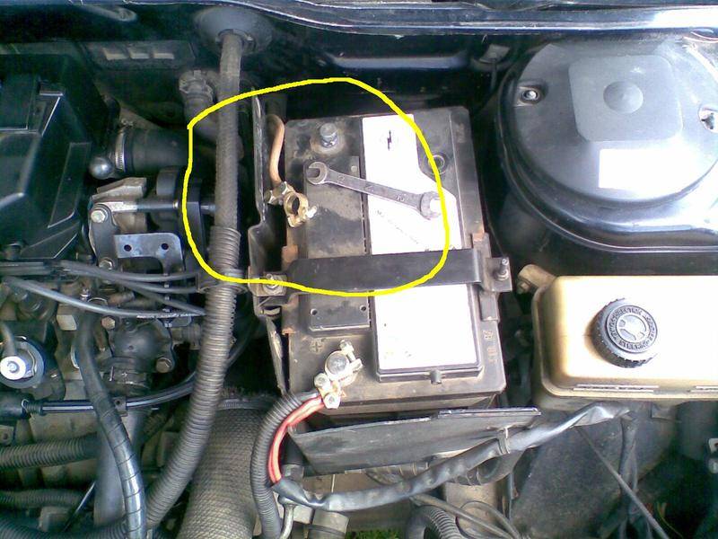 Плохо крутит стартер при заряженном аккумуляторе | автомеханик.ру