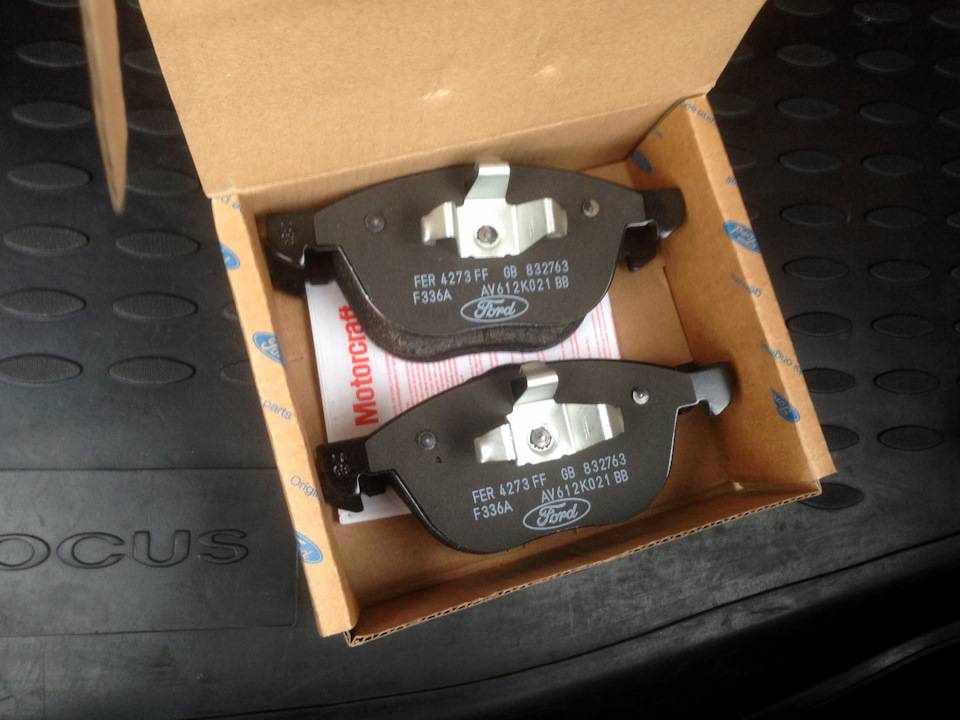 Порядок замены тормозных дисков на автомобилях ford focus 2: разбираем детально