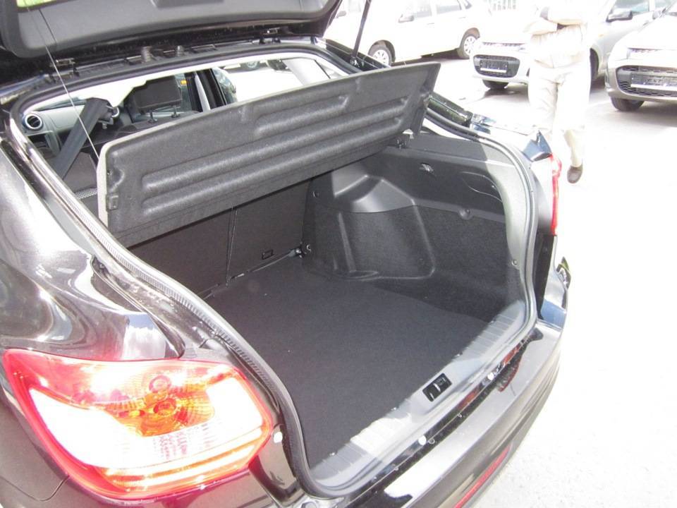 Лифтбек лада гранта размеры багажника. объем багажника лада гранта в литрах: лифтбек, седан, размеры, габариты и особенности. размеры багажника лада гранта лифтбек