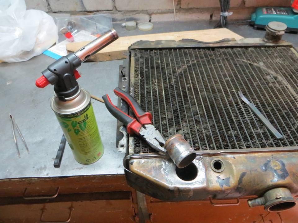 Ремонт радиатора охлаждения двигателя дома своими руками