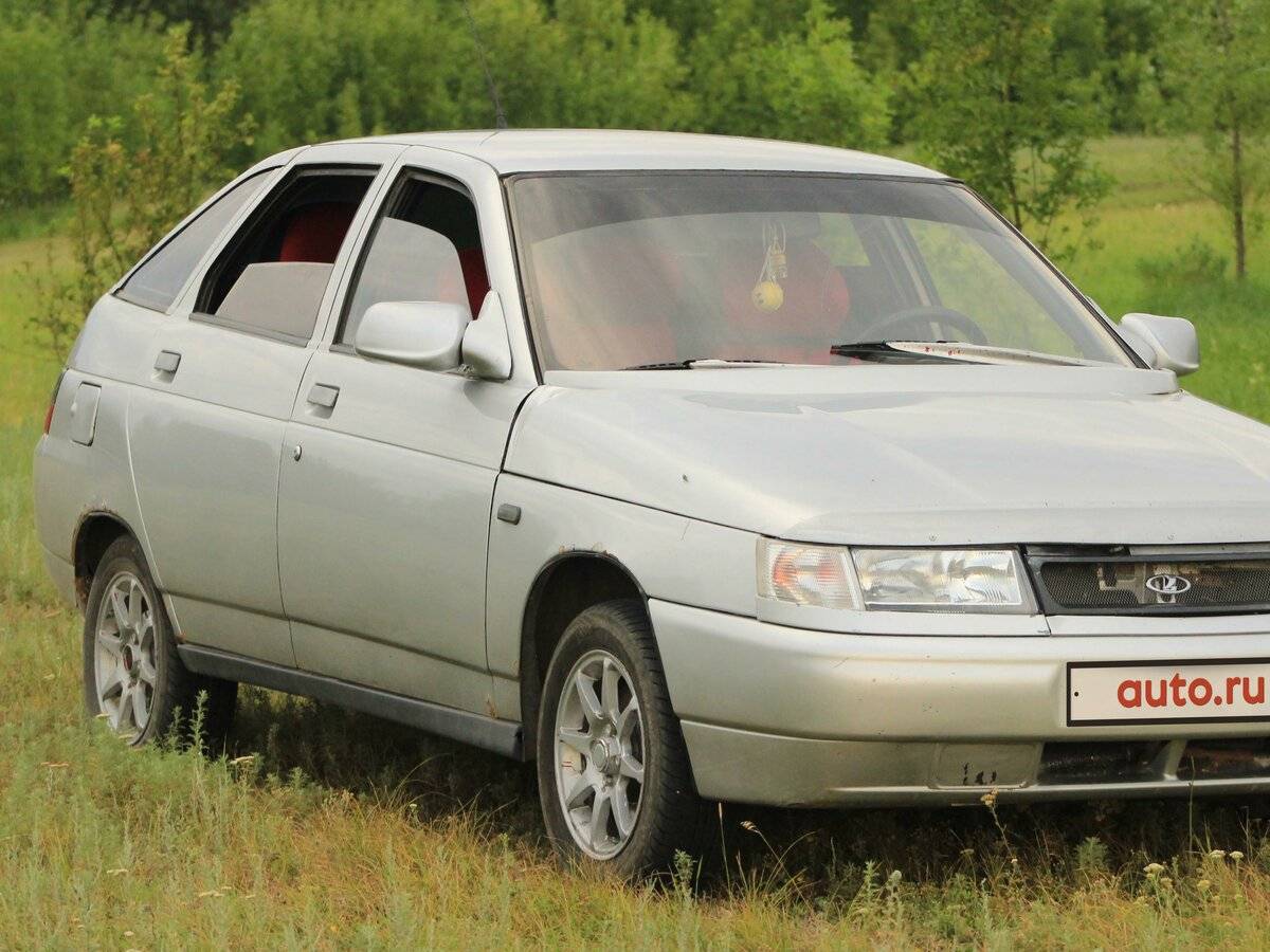 В каком году перестали выпускать ВАЗ-2112: выпуск последнего автомобиля