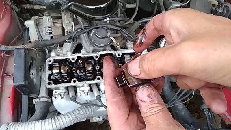 Почему троит двигатель? причины, по которым двигатель троит